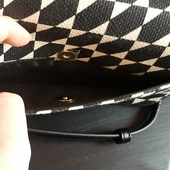 SPARTINA 449 black and white crossbody - Picture 4 of 11